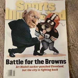 SPORTS ILLUSTRATED DEC.1995 BATTLE FOR THE BROWNS MODELL CLEVELAND MAGAZINE